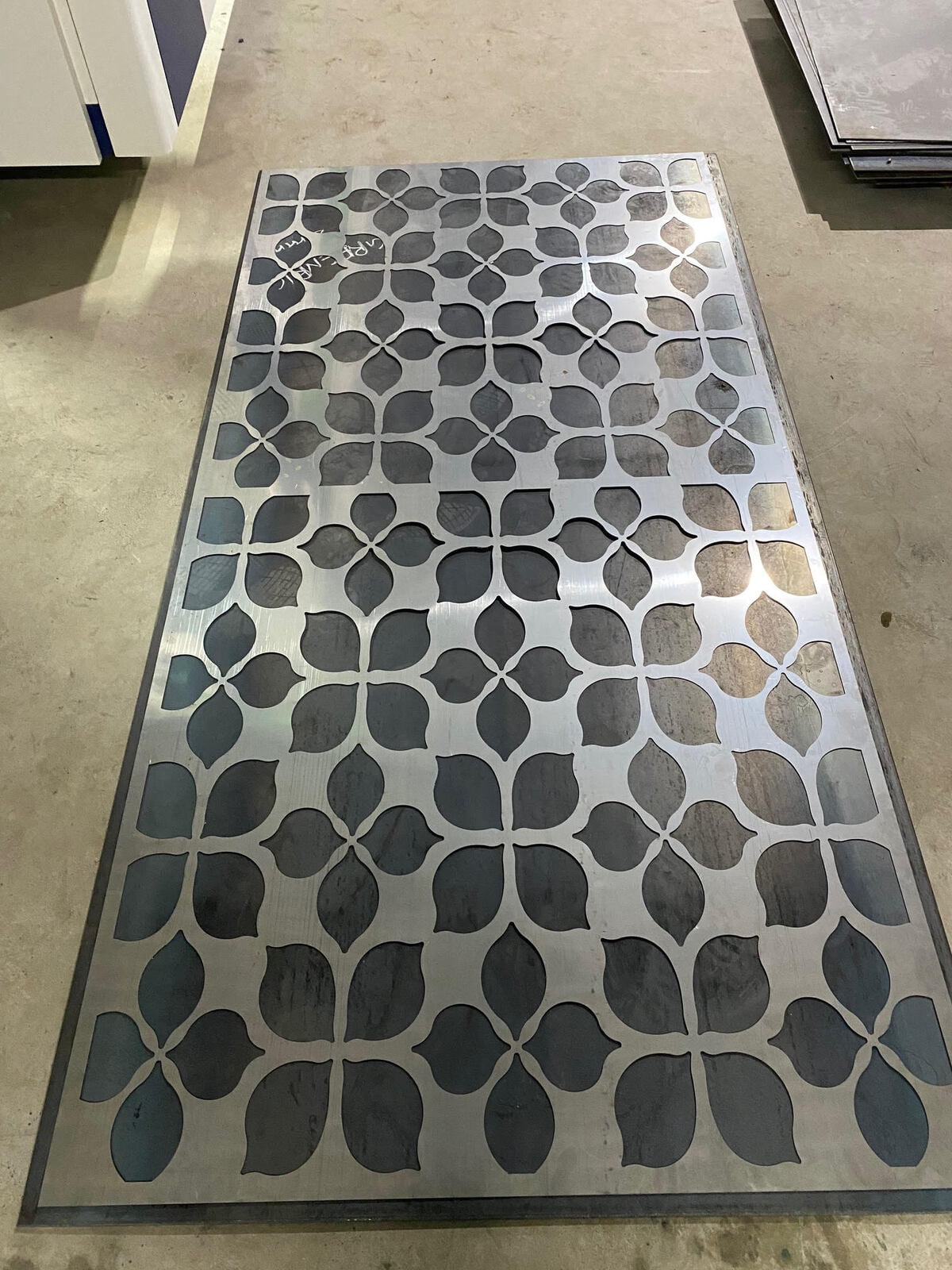 Decorative ceiling